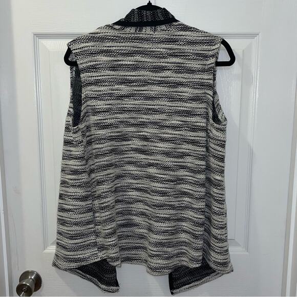 Cha Cha Vente Open Front Knit‎ Vest - Picture 4 of 5